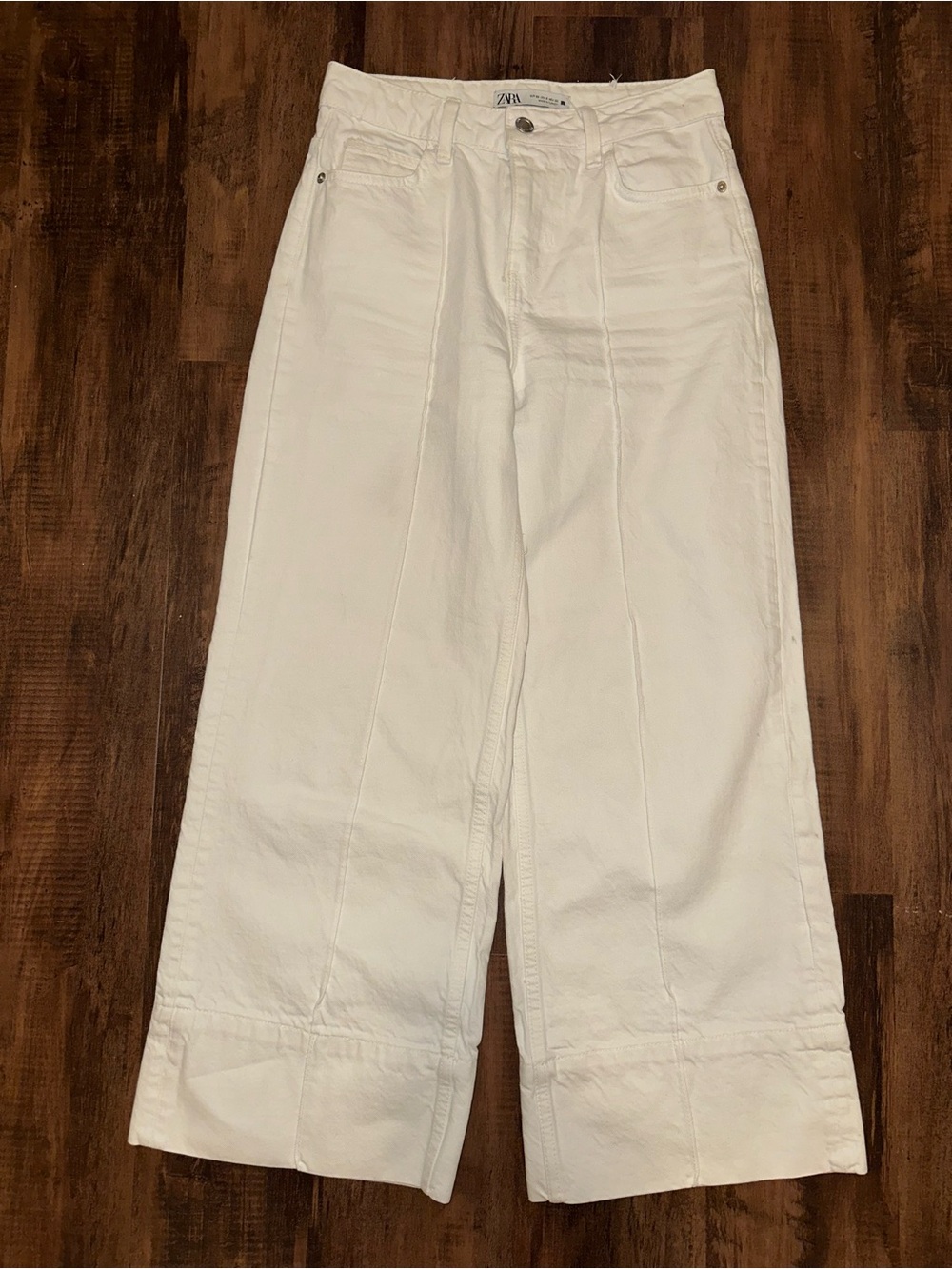 Zara White Wide Leg Jeans with Front Seams